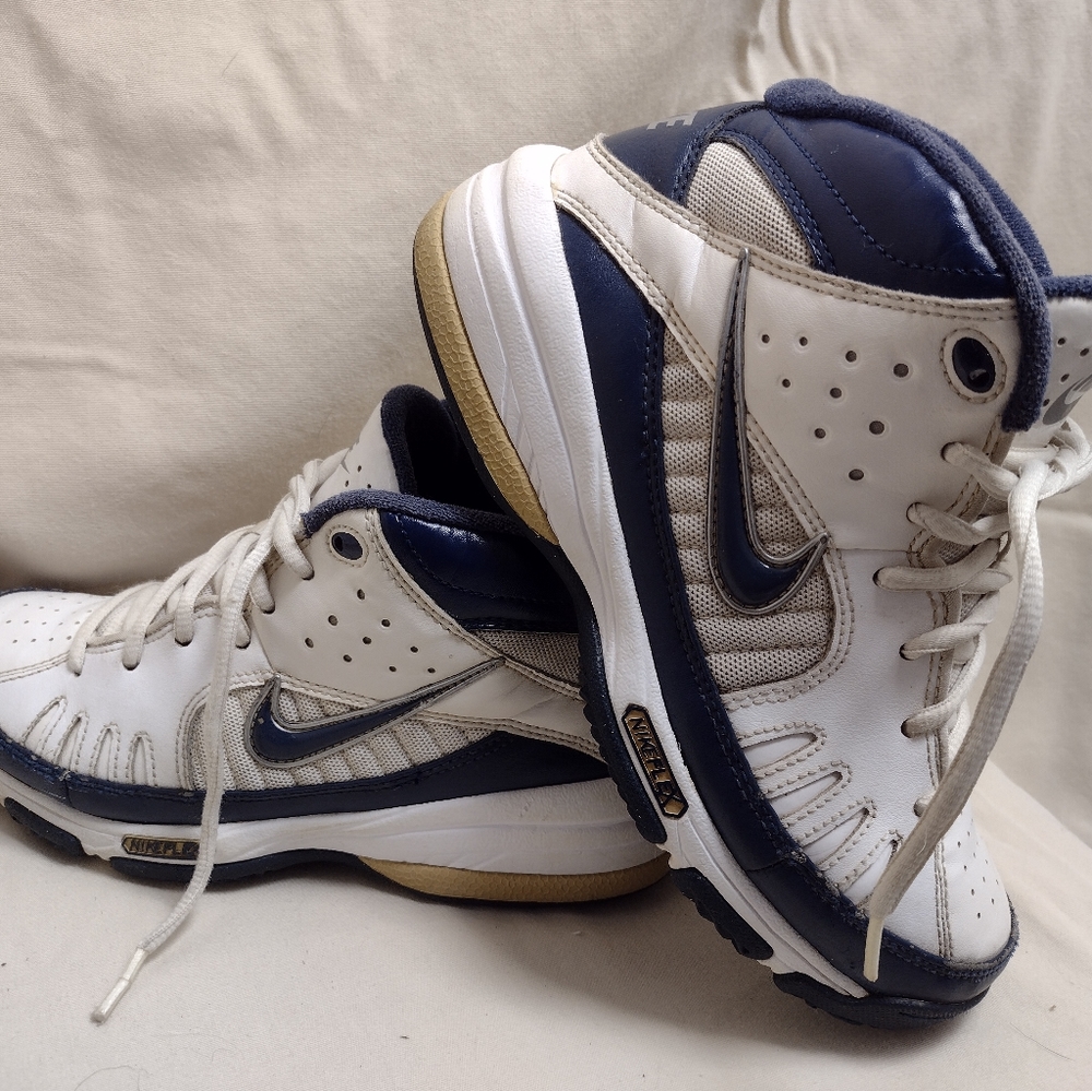 2008 Nike Flex Youth Basketball Shoes